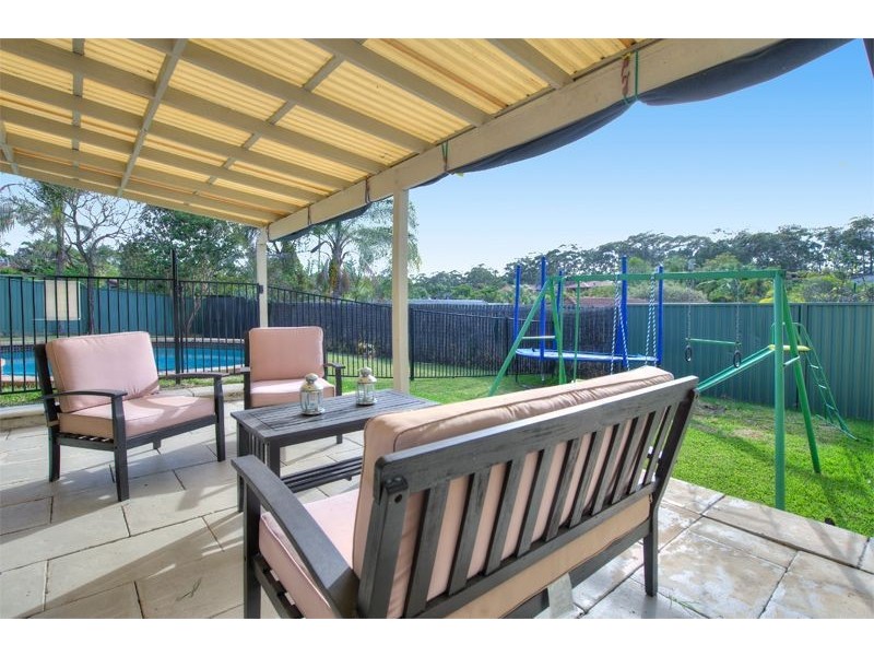 44 Pinkwood Drive, Ashmore QLD 4214