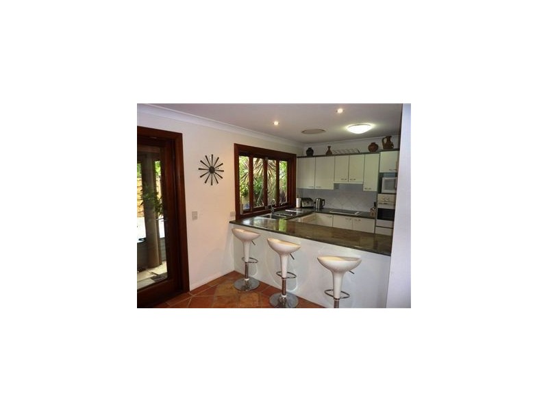 3 Abby Crescent, Ashmore QLD 4214