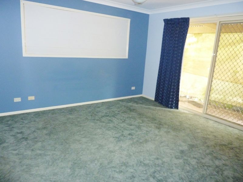 1 Cook Close, Southport QLD 4215