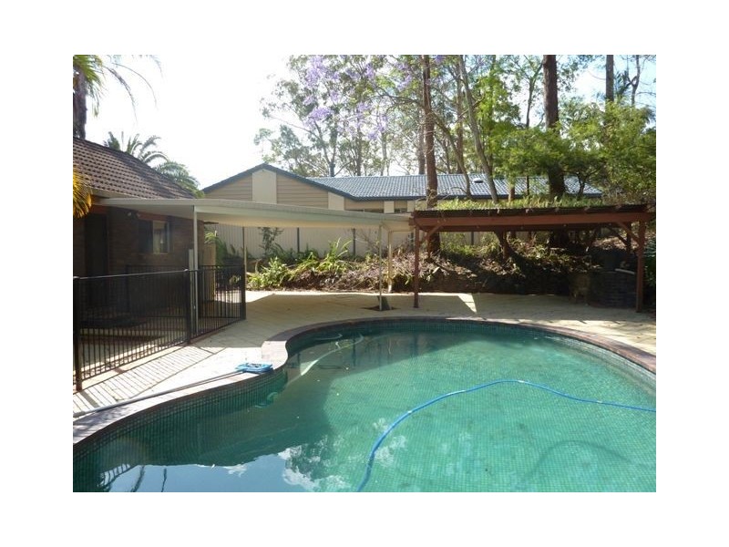 7 Kittani Crescent, Ashmore QLD 4214