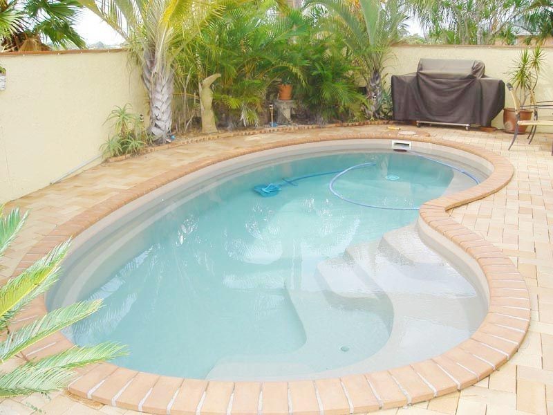 15 Cook Close, Southport QLD 4215