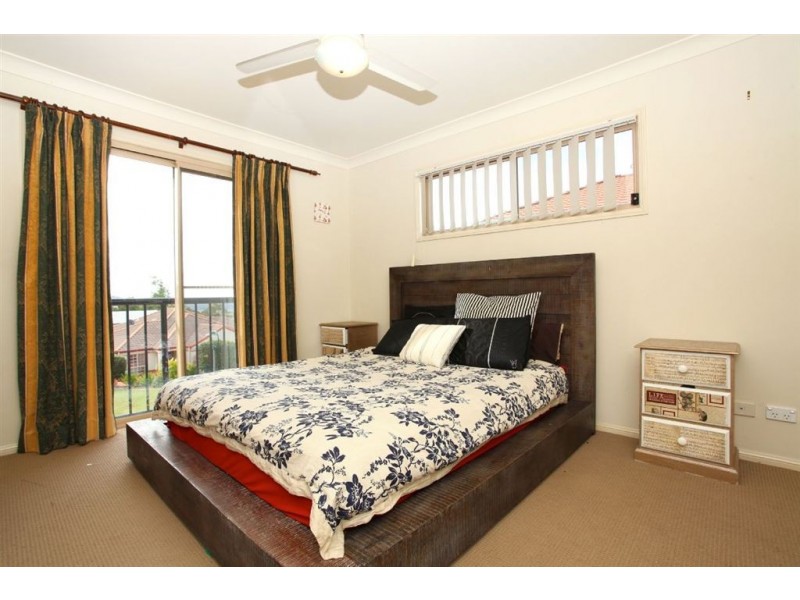 1/78 Kincaid Drive, Highland Park QLD 4211