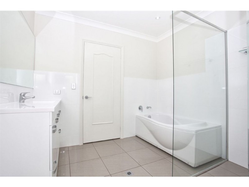 13 Inga Avenue, Surfers Paradise QLD 4217