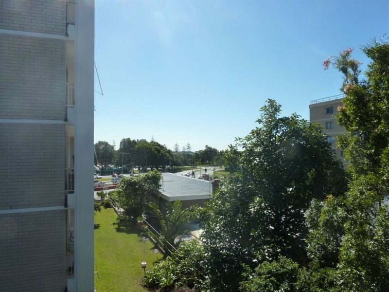 13/63 Bauer Street, Southport QLD 4215