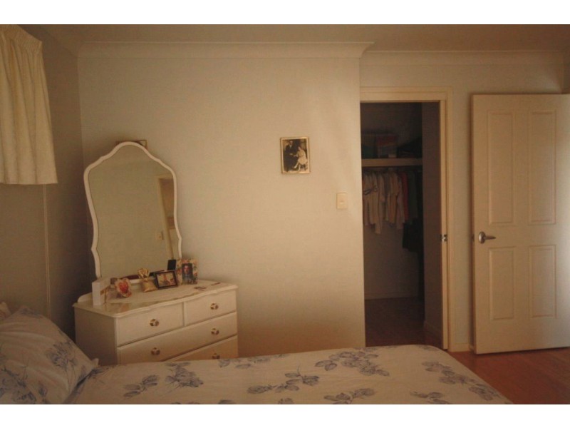 8/40 Riverbrooke Drive, Upper Coomera QLD 4209