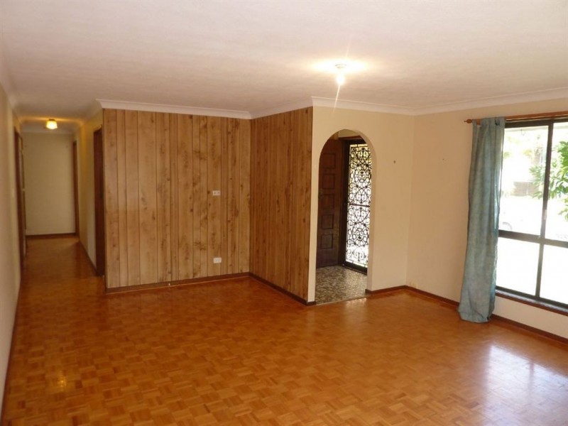 15 Luxor Street, Southport QLD 4215