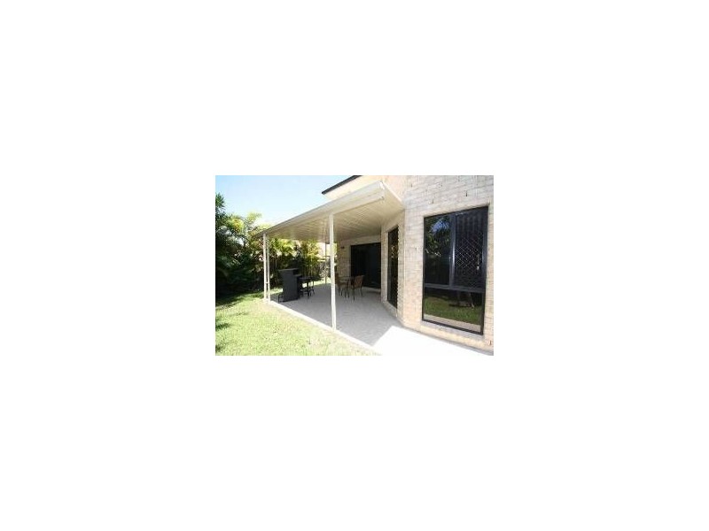 27 Gumleaf Drive, Molendinar QLD 4214
