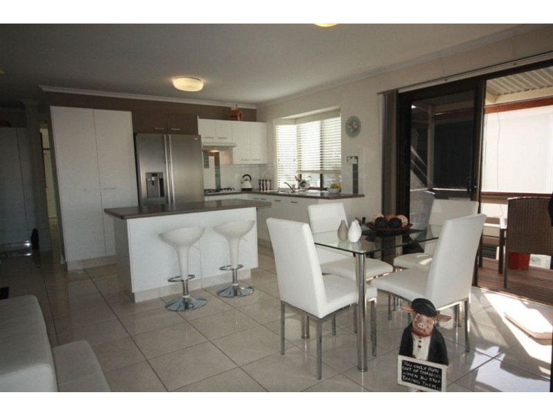 137/368 Oxley Drive, Runaway Bay QLD 4216