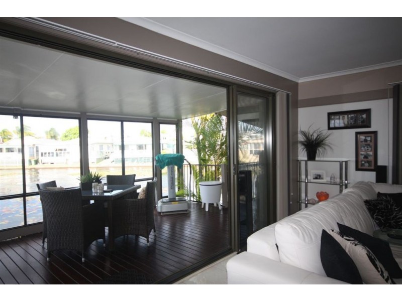 137/368 Oxley Drive, Runaway Bay QLD 4216