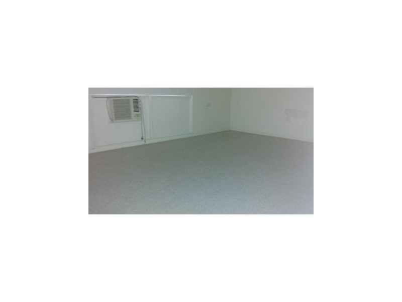 1/30 Middle Street, Labrador QLD 4215