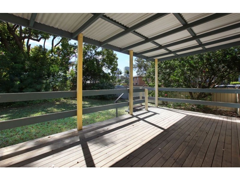 13 Kennedy Street, Biggera Waters QLD 4216