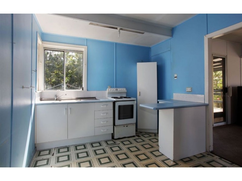 13 Kennedy Street, Biggera Waters QLD 4216