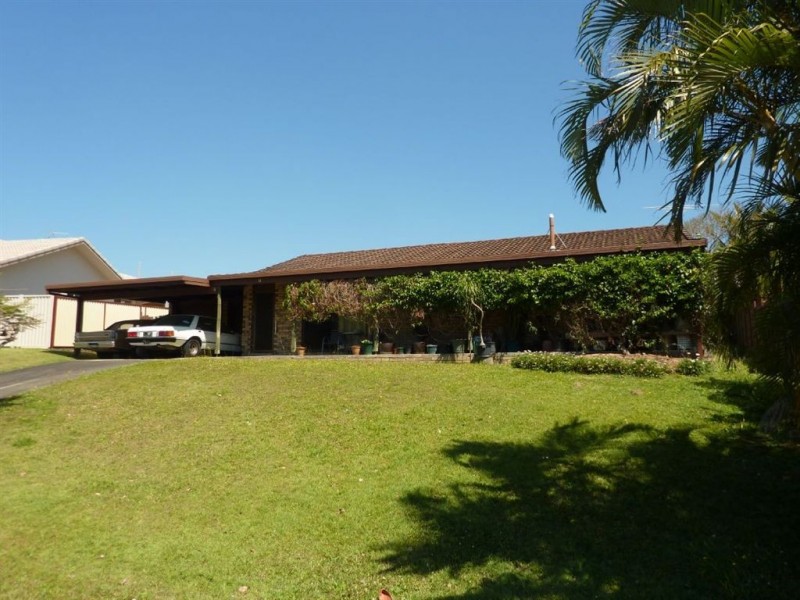 6 Wallaroo Way, Ashmore QLD 4214