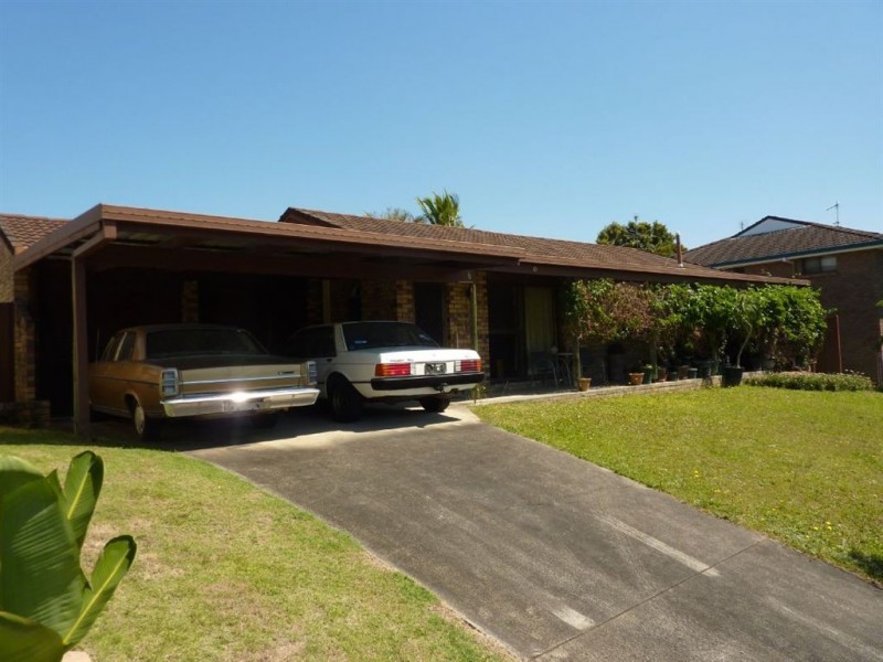 6 Wallaroo Way, Ashmore QLD 4214