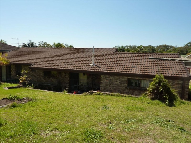6 Wallaroo Way, Ashmore QLD 4214