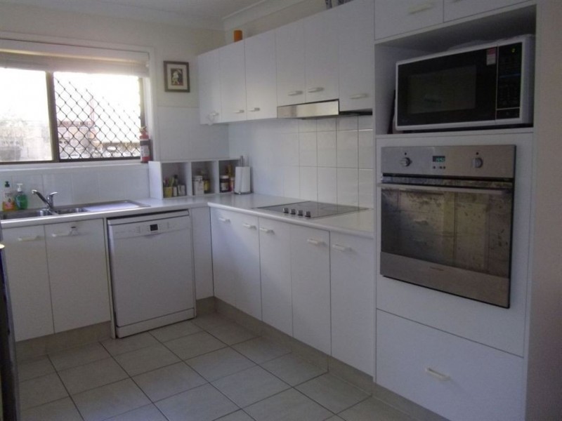 250 Cotlew Street, Ashmore QLD 4214