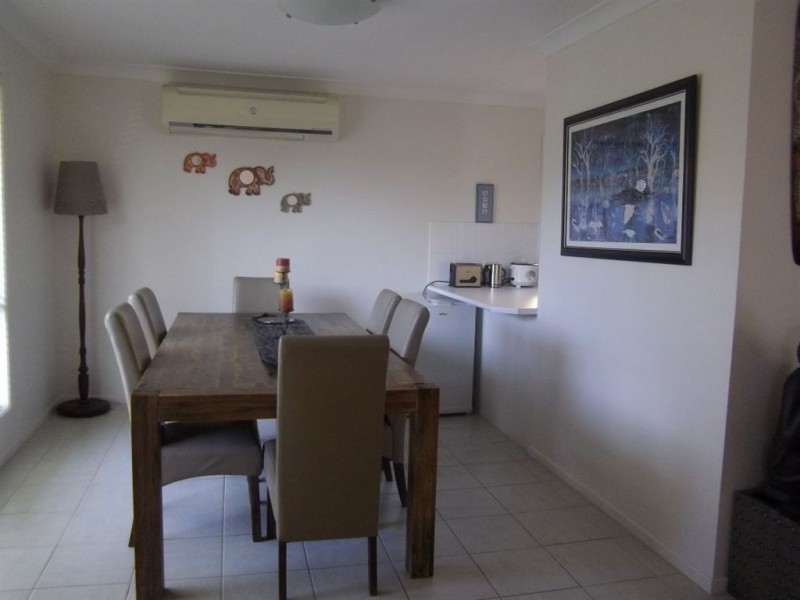 250 Cotlew Street, Ashmore QLD 4214