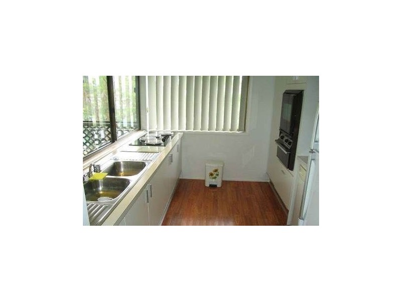 3/11 Balfour Crescent, Highland Park QLD 4211