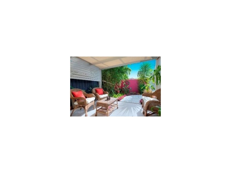 1 Oxbridge Chase, Arundel QLD 4214