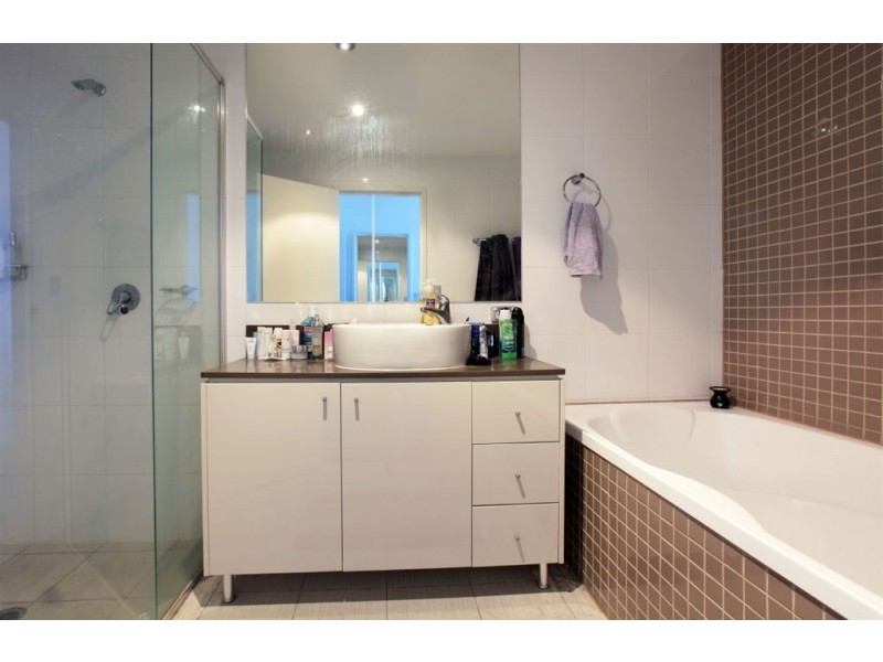 903/4 Como Cresent, Southport QLD 4215