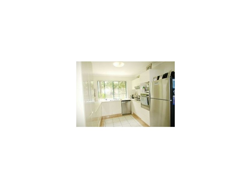37 Clear River Boulevarde, Ashmore QLD 4214