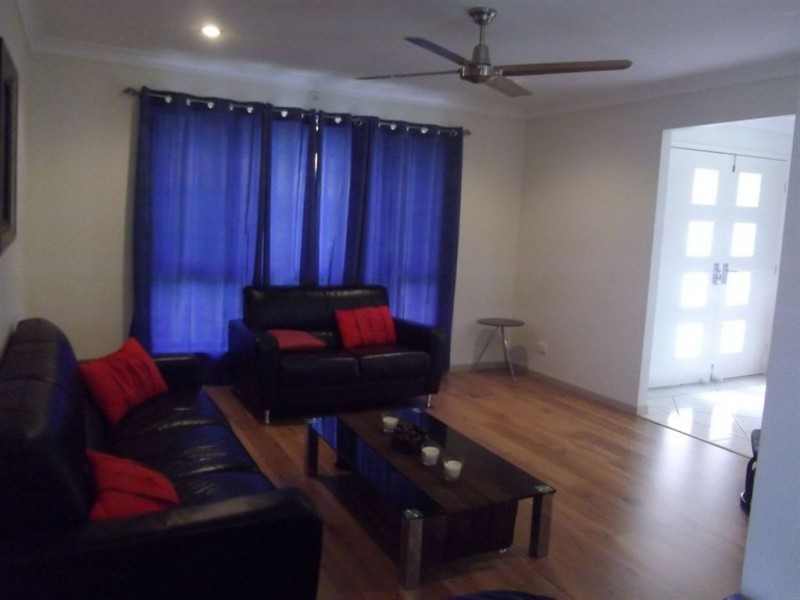 62 Coachwood Drive, Molendinar QLD 4214