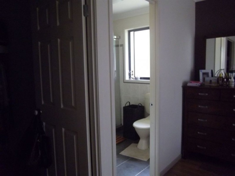 62 Coachwood Drive, Molendinar QLD 4214