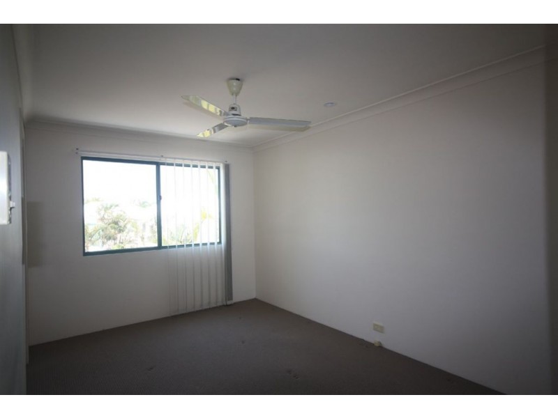 29/3 Lee Road, Runaway Bay QLD 4216