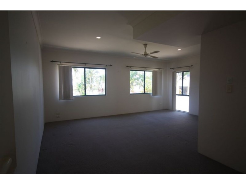 29/3 Lee Road, Runaway Bay QLD 4216