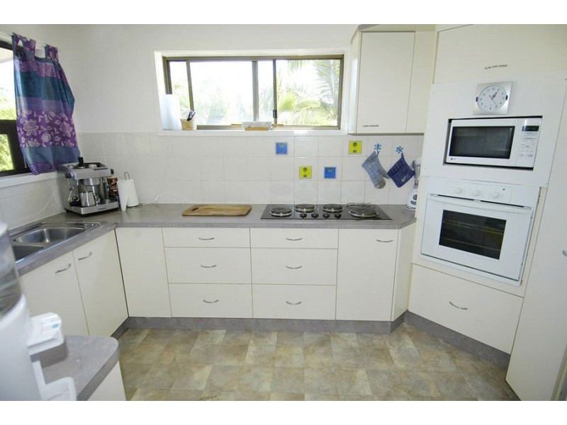 7 Wilga Court, Ashmore QLD 4214