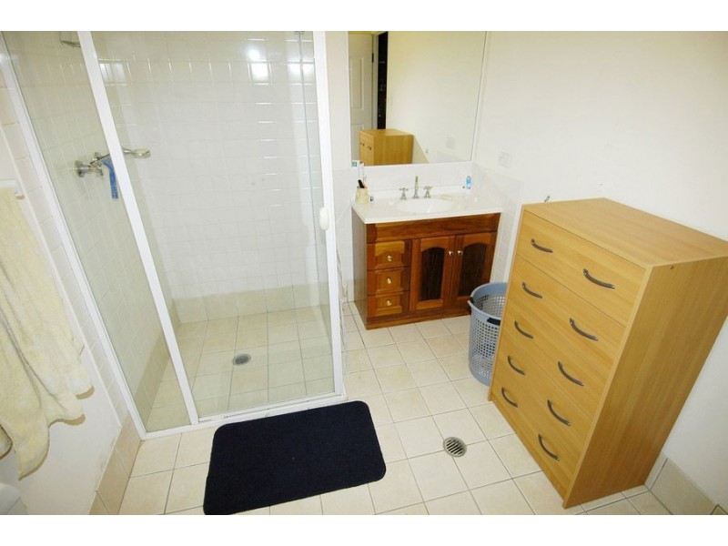 7 Wilga Court, Ashmore QLD 4214