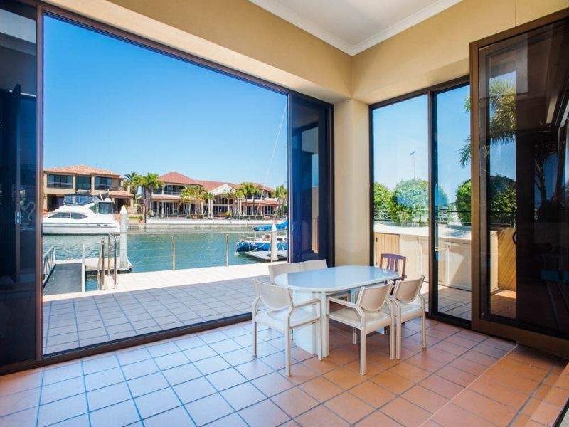 11A The Sovereign Mile, Sovereign Islands QLD 4216