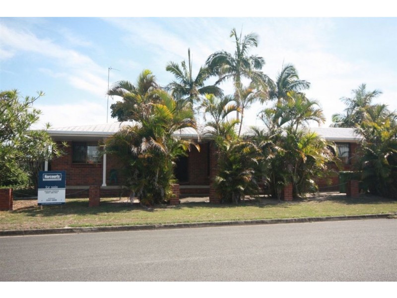 2 Swallow Avenue, Paradise Point QLD 4216