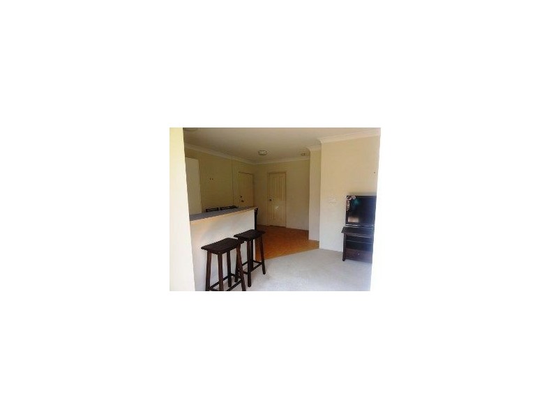 23/10-14 Purli Street, Chevron Island QLD 4217