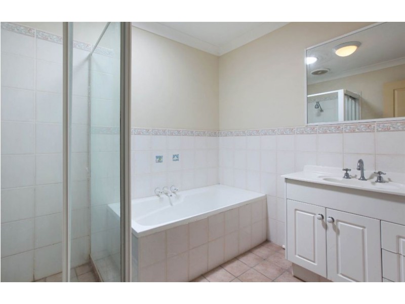 7/96 Pohlman Street, Southport QLD 4215