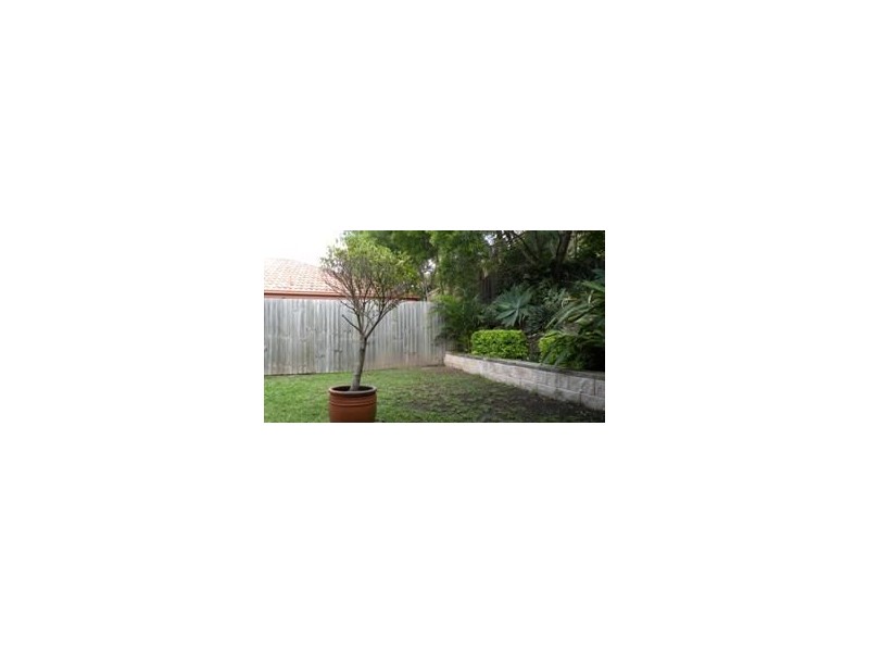 1/12 Marybeth Crescent, Molendinar QLD 4214