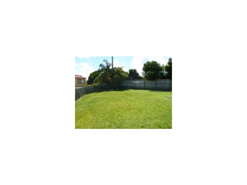 6 Brittney Court, Ashmore QLD 4214