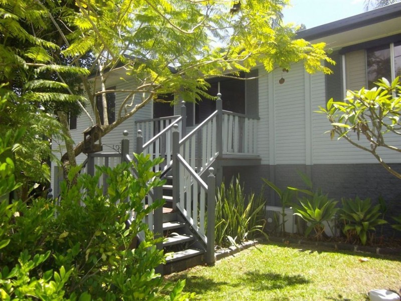 22 Mole Avenue, Southport QLD 4215