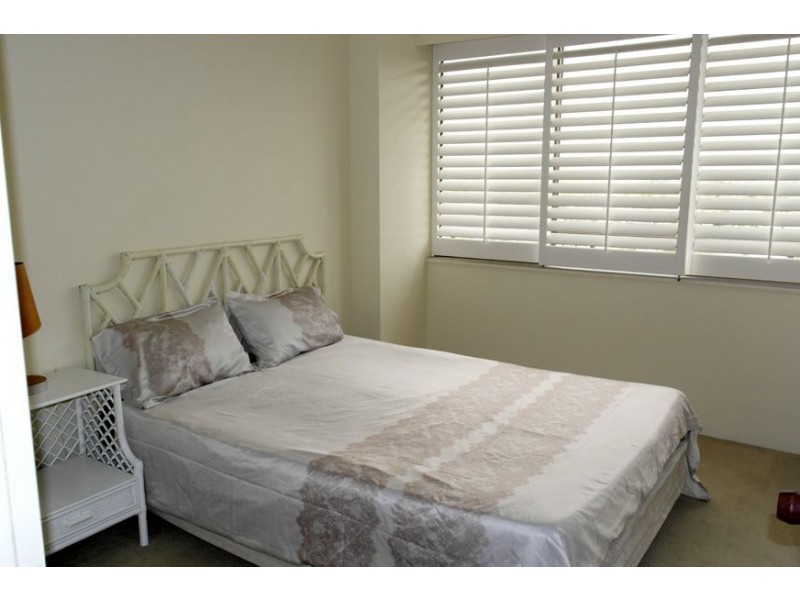 61/2940 Gold Coast Highway, Surfers Paradise QLD 4217