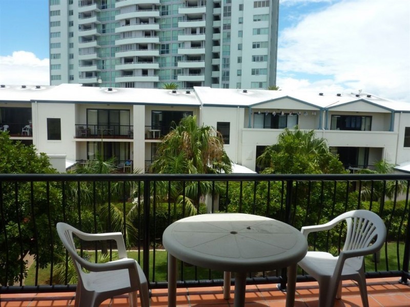 62/38 Labrador Street, Labrador QLD 4215