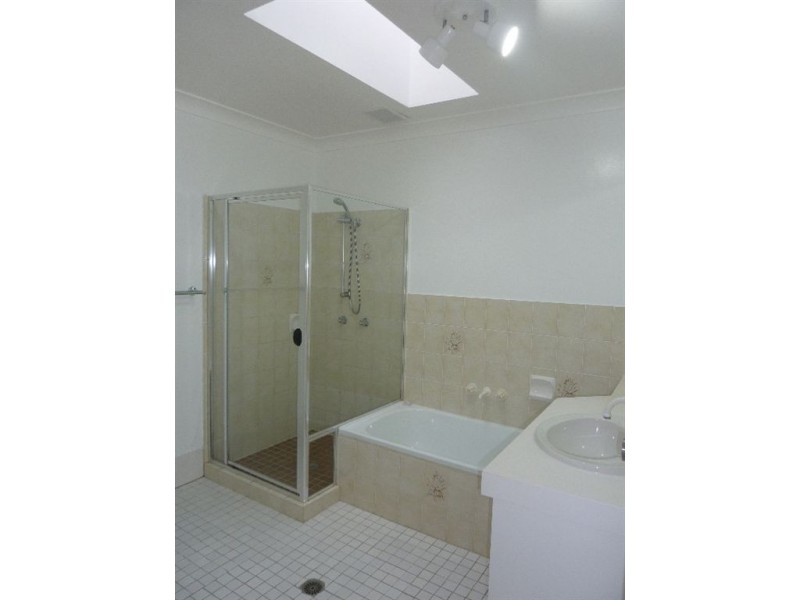 1/23 Gardiners Place, Southport QLD 4215