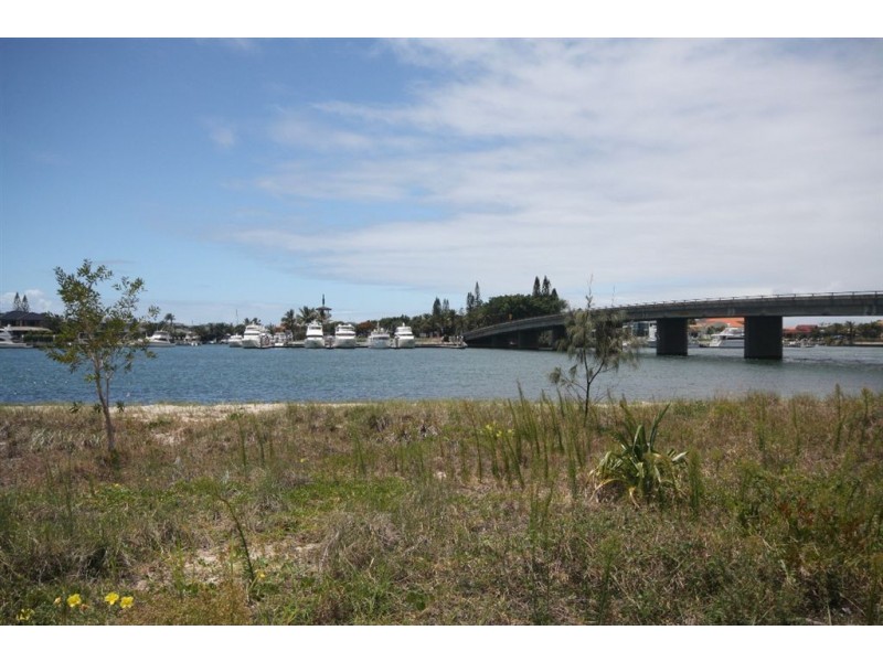 4/142 The Esplanade, Paradise Point QLD 4216