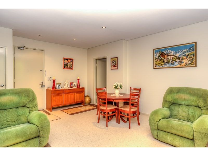 324/1-3 Aqua Street, Southport QLD 4215