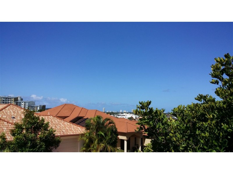 5/4 Acton Drive, Varsity Lakes QLD 4227