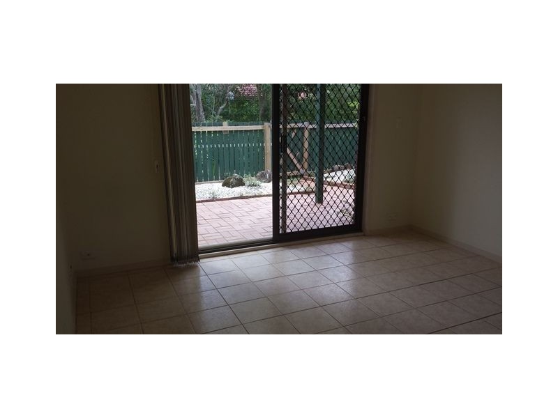 1/35A Grevillea Drive, Varsity Lakes QLD 4227