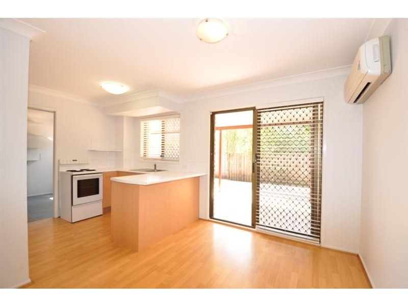 3/9 Sara Street, Ashmore QLD 4214