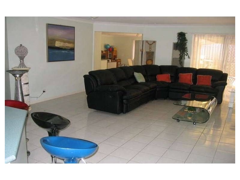 5 Pacific Pines Blvd, Pacific Pines QLD 4211