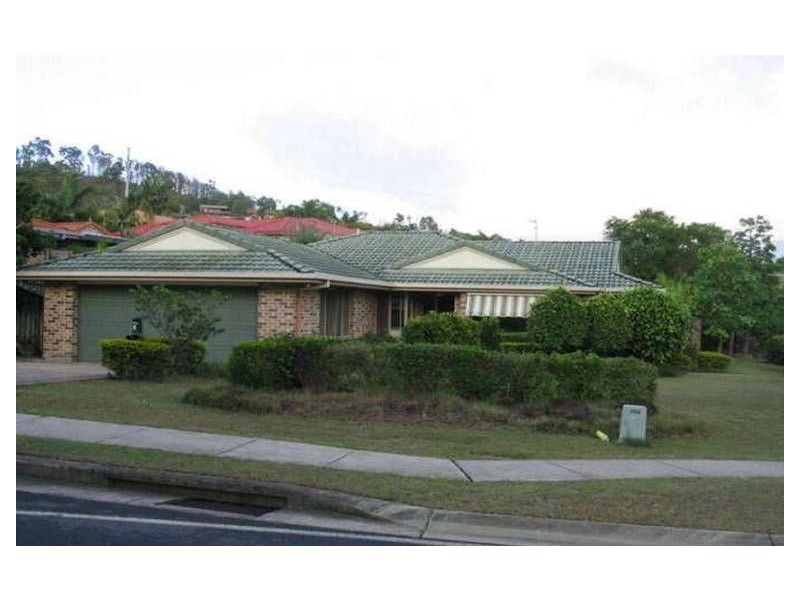 5 Pacific Pines Blvd, Pacific Pines QLD 4211
