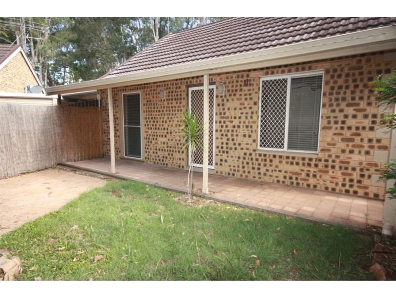 2/18 Eurimbula Street, Paradise Point QLD 4216