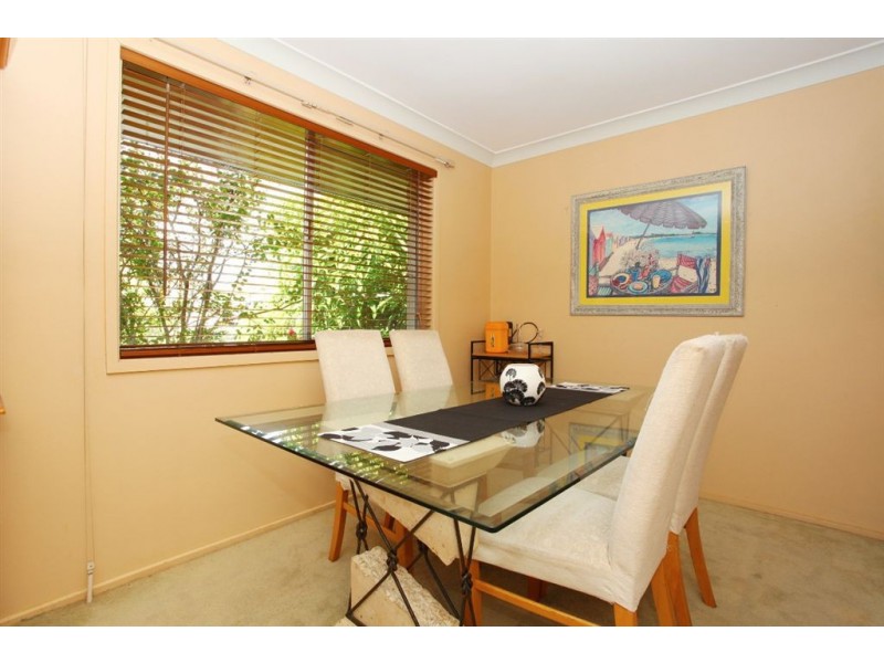 2 Nimrud St, Southport QLD 4215